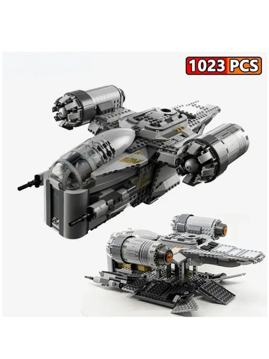 Mandalorian Razor Coat of Arms Spaceship – Creative Building Blocks Toy
